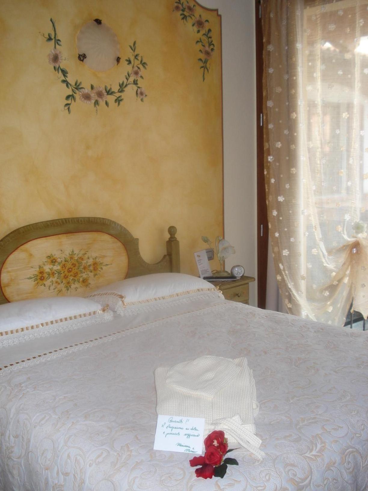B&B I Fiori Di Marianna Бергамо Экстерьер фото